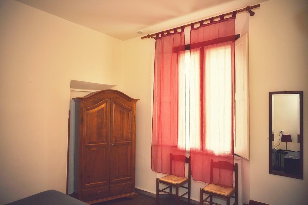 Holiday Rooms Флоренция Экстерьер фото